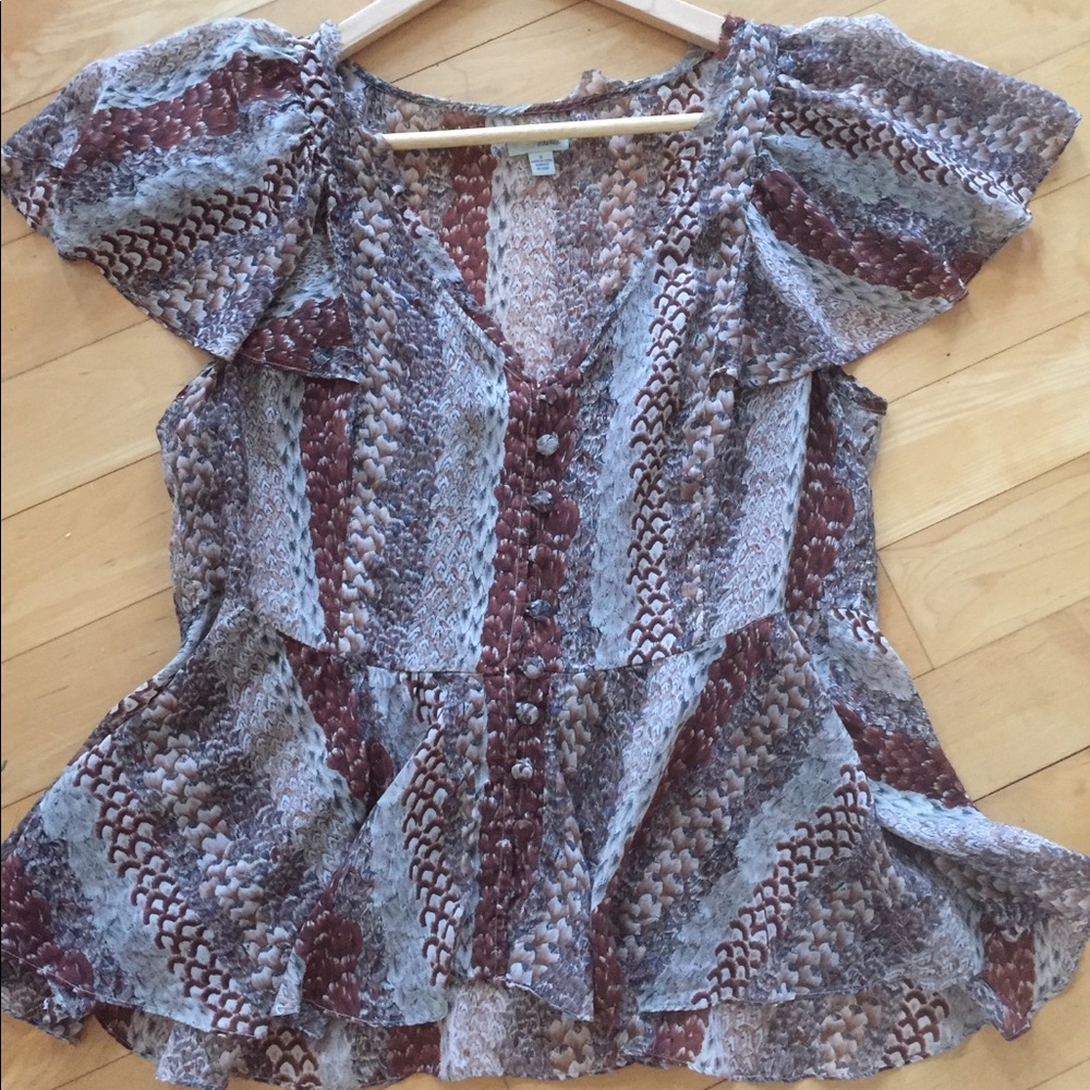 Wispy shirt with button front